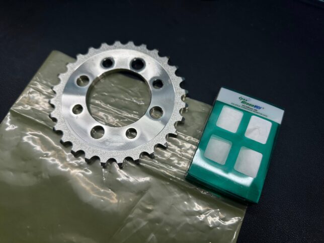 ถุงพลาสติกกันสนิมบรรจุ sprocket+VCI Diffuser 200